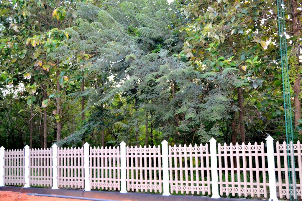 Pivisuma Dambulla Hotel Exterior photo